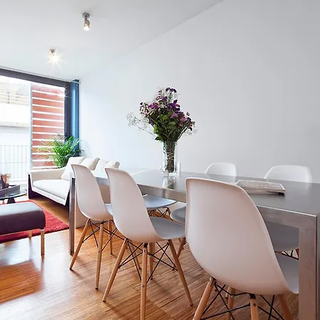 My Space Emirates - Park Gueell Triplex With Private Terrace Barcelona Exterior foto